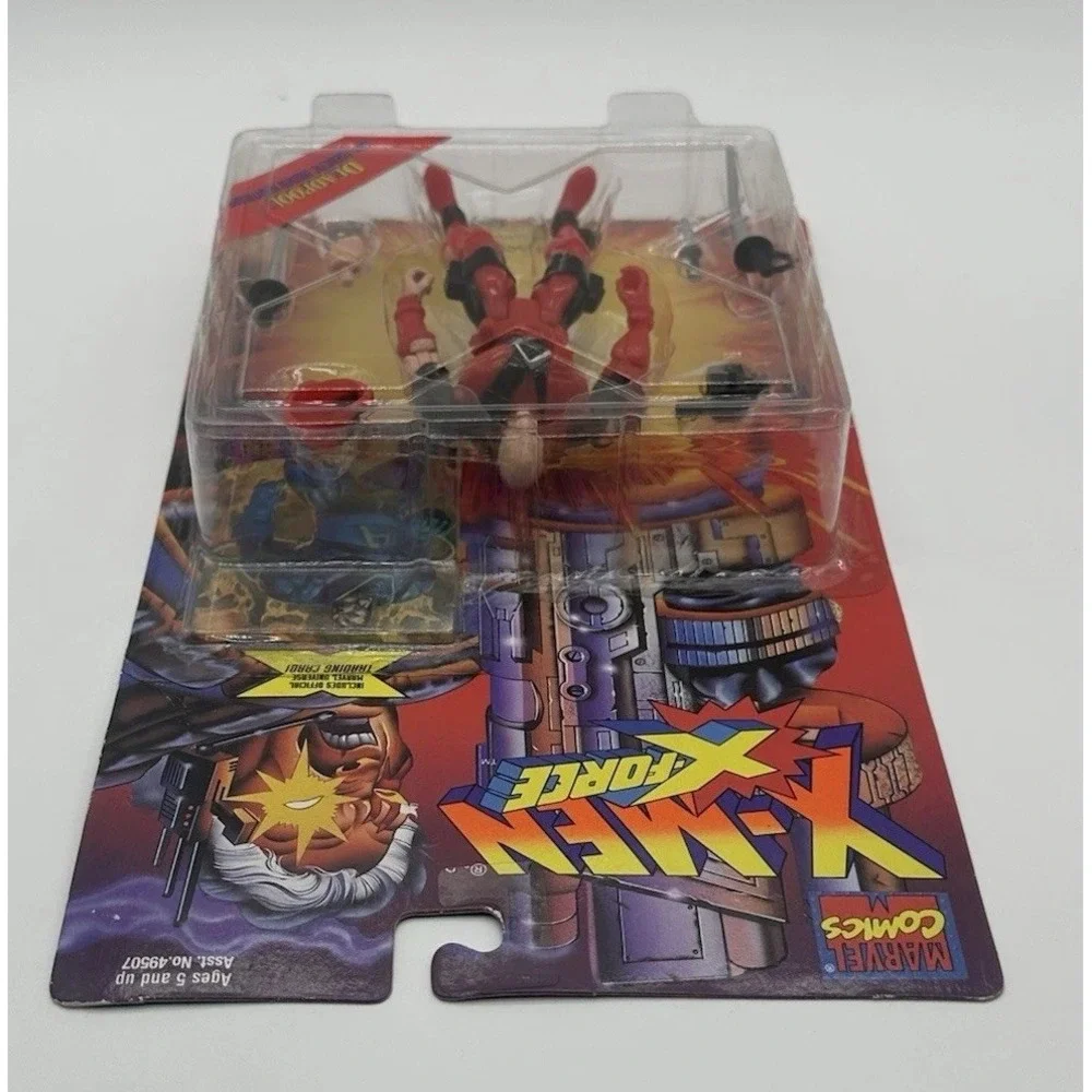 1995 TOY BIZ X-MEN X-FORCE DEADPOOL FACE MASK OFF SEALED ACTION FIGURE